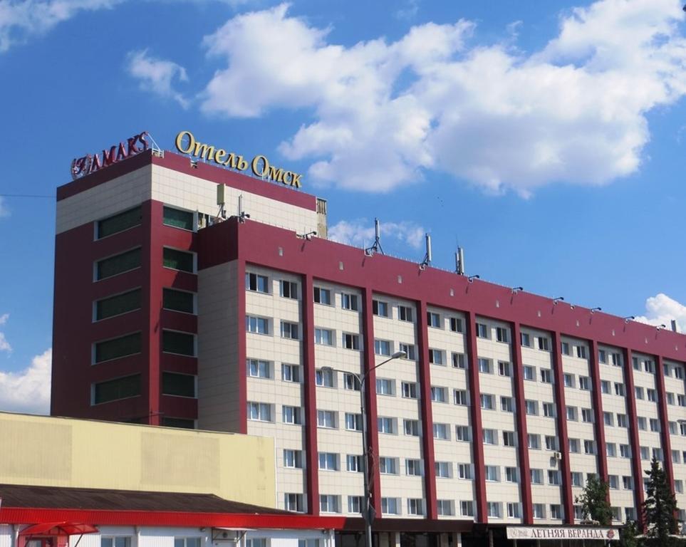 Amaks Omsk Hotel Exterior foto